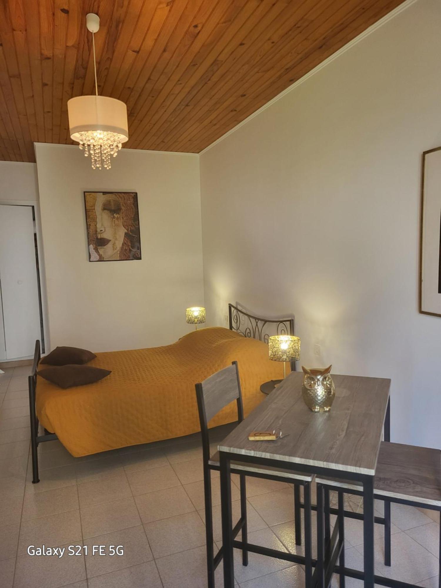 Bed and Breakfast Chez Isabelle Luri Екстер'єр фото